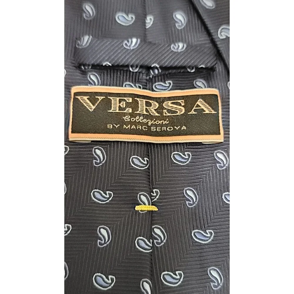 Versa‎ Collezioni By Marc Serota Navy Blue Paisley 100% Silk Tie